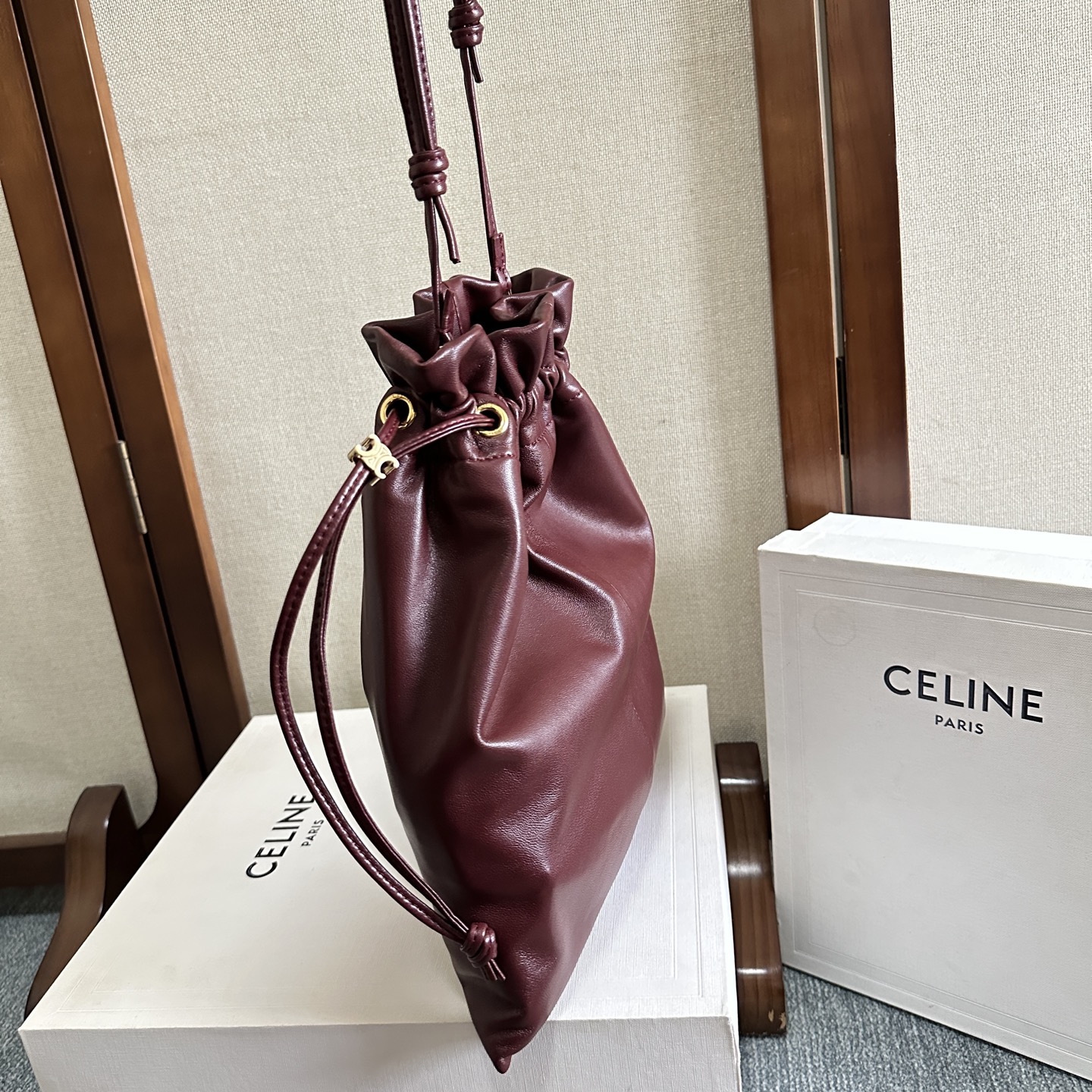 Celine 셀린느 트리옹프 드로우스트링 '복주머니' 백 숄더백 가방 (와인레드 램스킨)