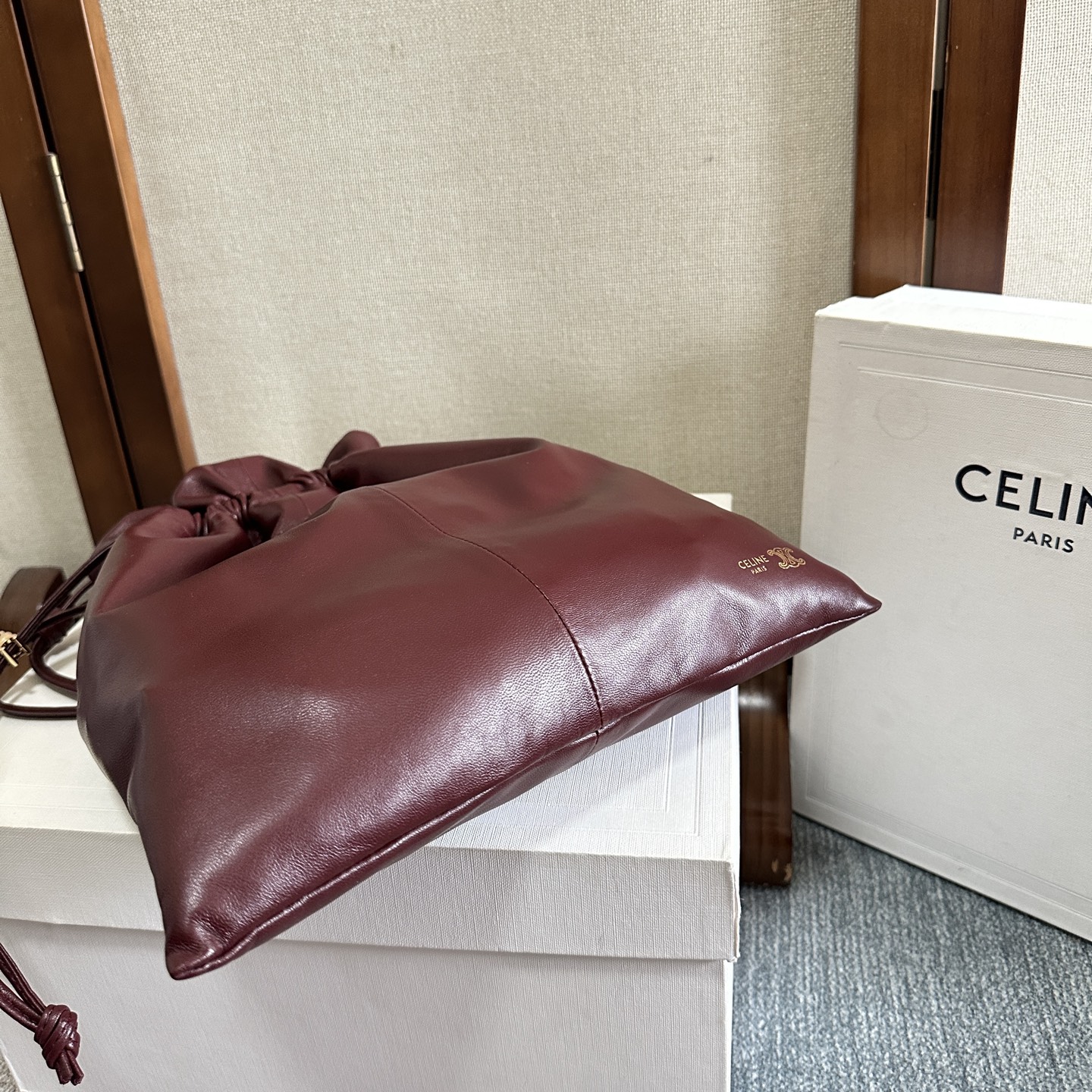 Celine 셀린느 트리옹프 드로우스트링 '복주머니' 백 숄더백 가방 (와인레드 램스킨)