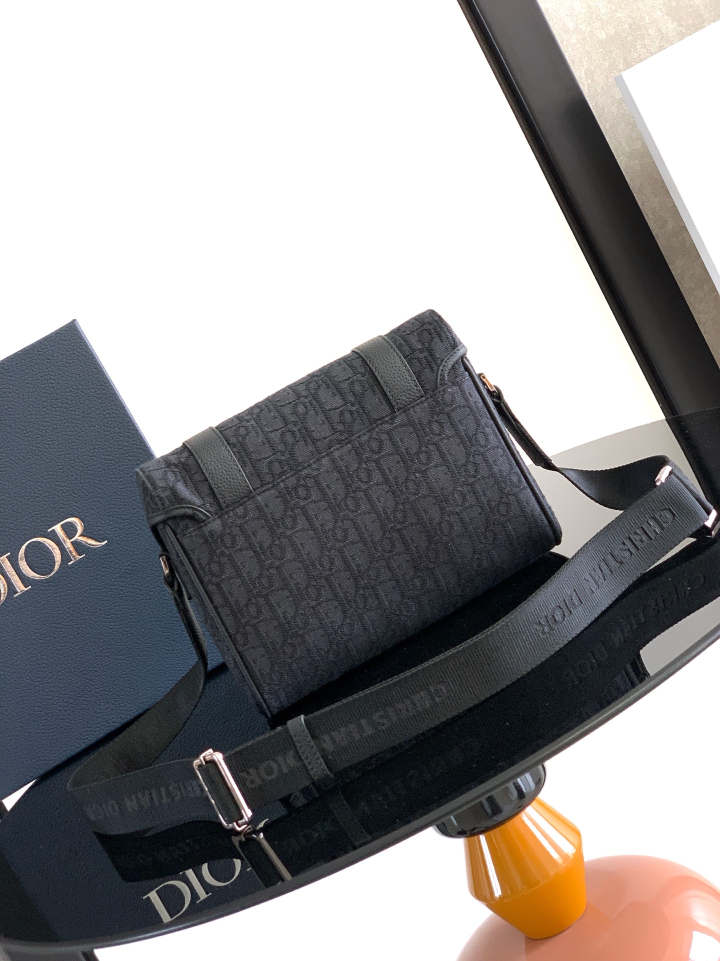 Dior CD 디올 히트 더 로드(Hit The Road) 플랩 메신저백 (블랙 오블리크) 크로스백 가방