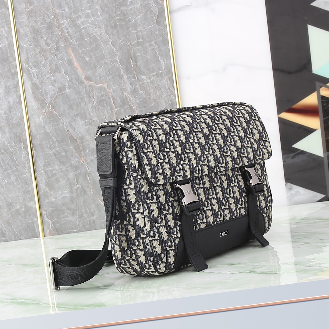 Dior CD Explorer 디올 익스플로러 메신저백 (베이지 오블리크) 크로스백 가방