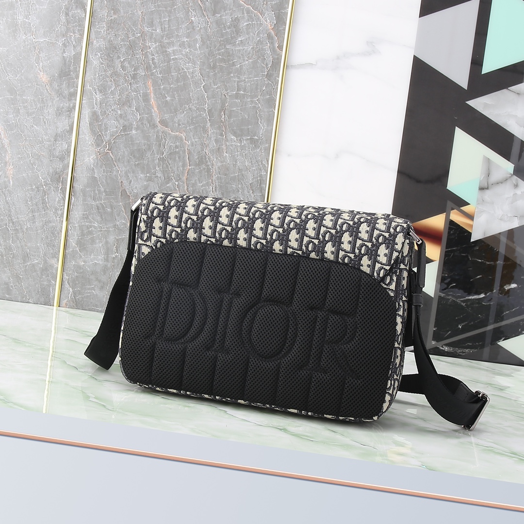 Dior CD Explorer 디올 익스플로러 메신저백 (베이지 오블리크) 크로스백 가방