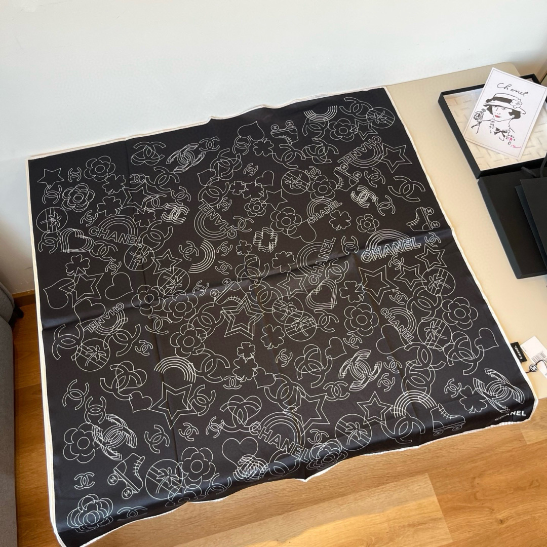 샤넬(CHANEL) 90 실크 트윌 스카프 목도리 스카프