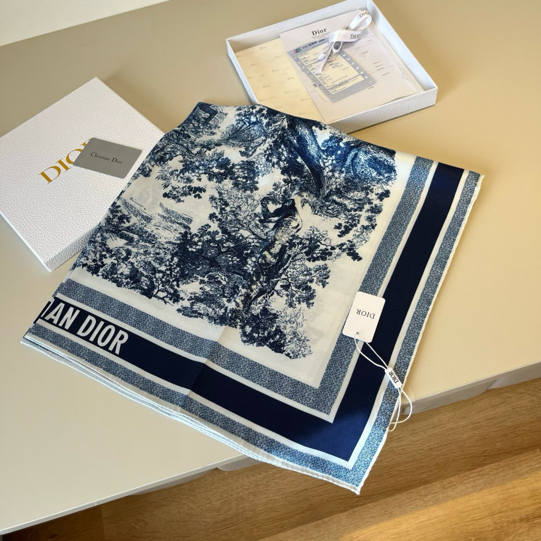 디올(DIOR) 정글 핸드드로잉 실크 스카프 목도리 스카프