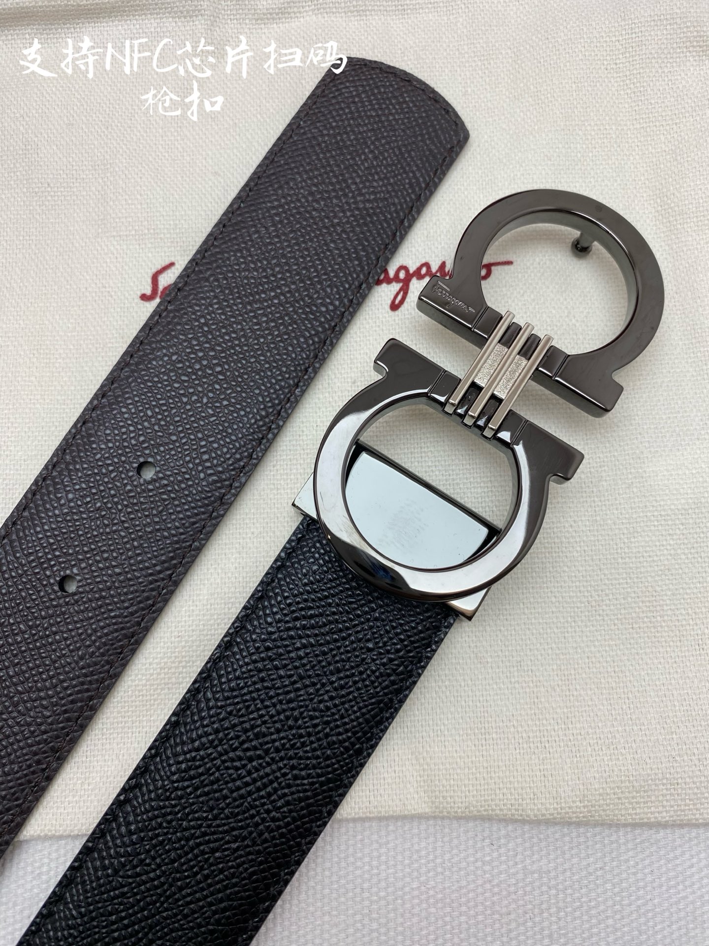 페레가모(FERRAGAMO) 간치니 리버서블 가죽 벨트