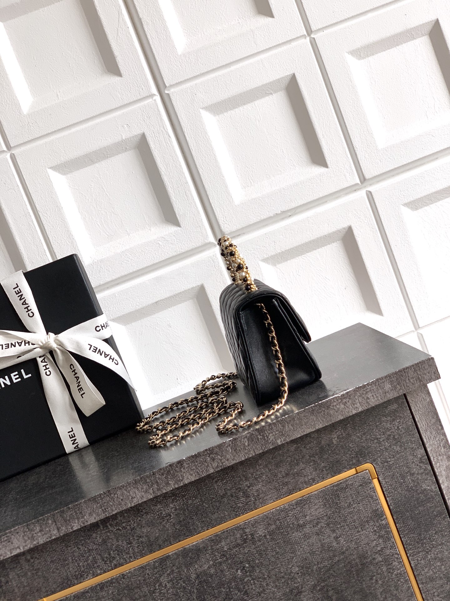 Chanel 샤넬 26C 진주 핸들 트위드 백 (블랙) 숄더백 가방 스몰