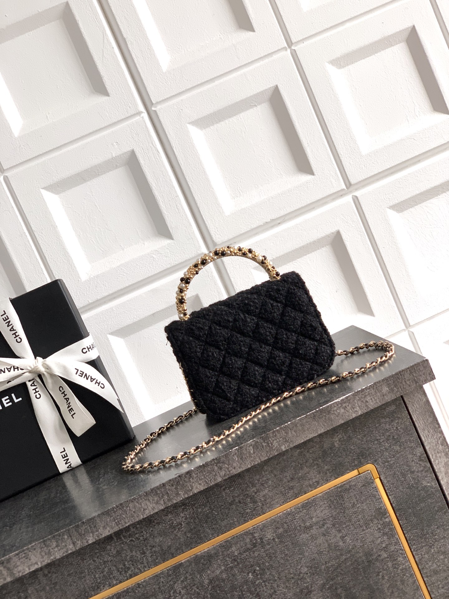Chanel 샤넬 26C 진주 핸들 트위드 백 (블랙) 숄더백 가방 스몰