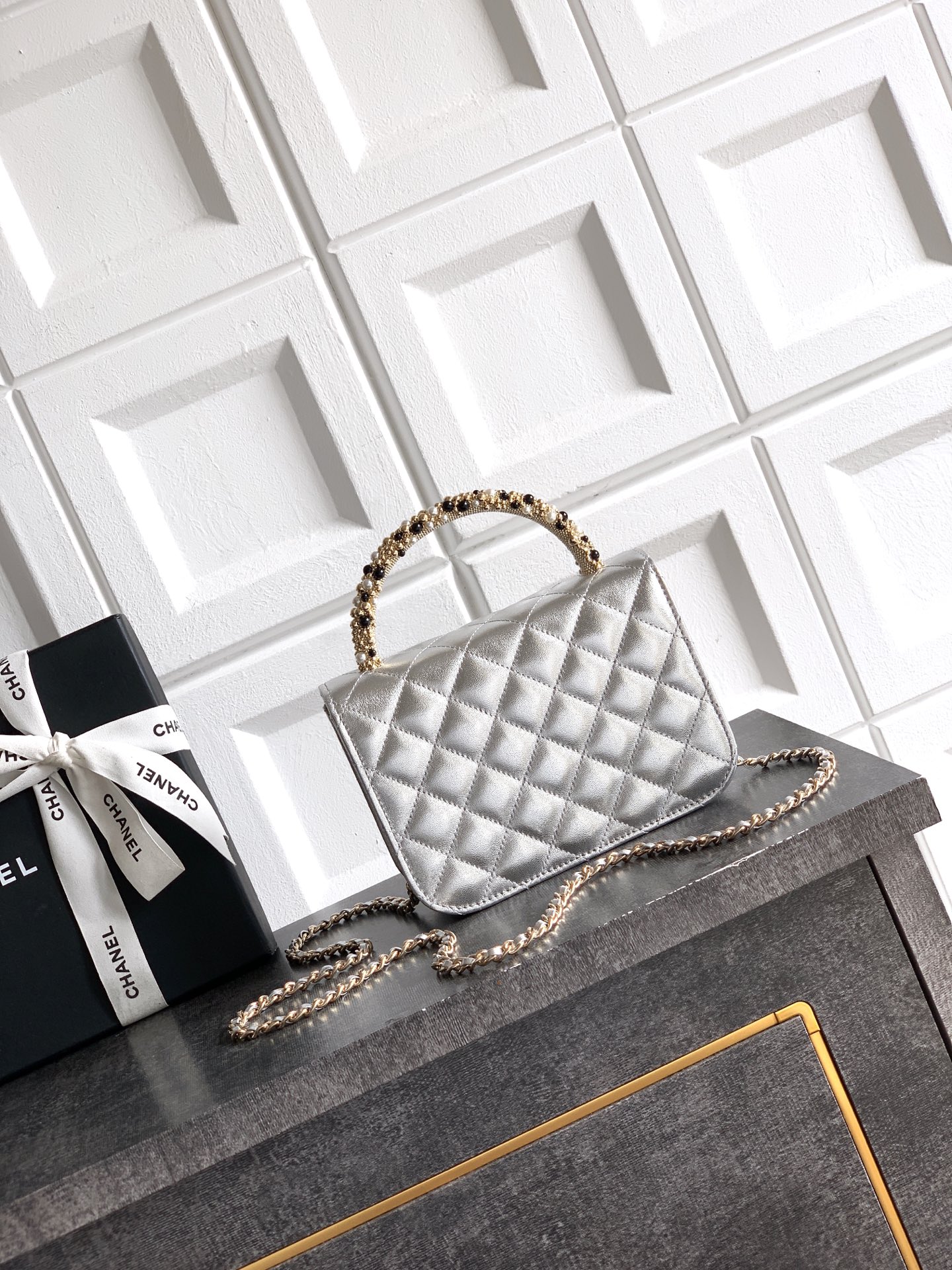 Chanel 샤넬 26C 진주 핸들 트위드 백 (실버) 숄더백 가방 라지