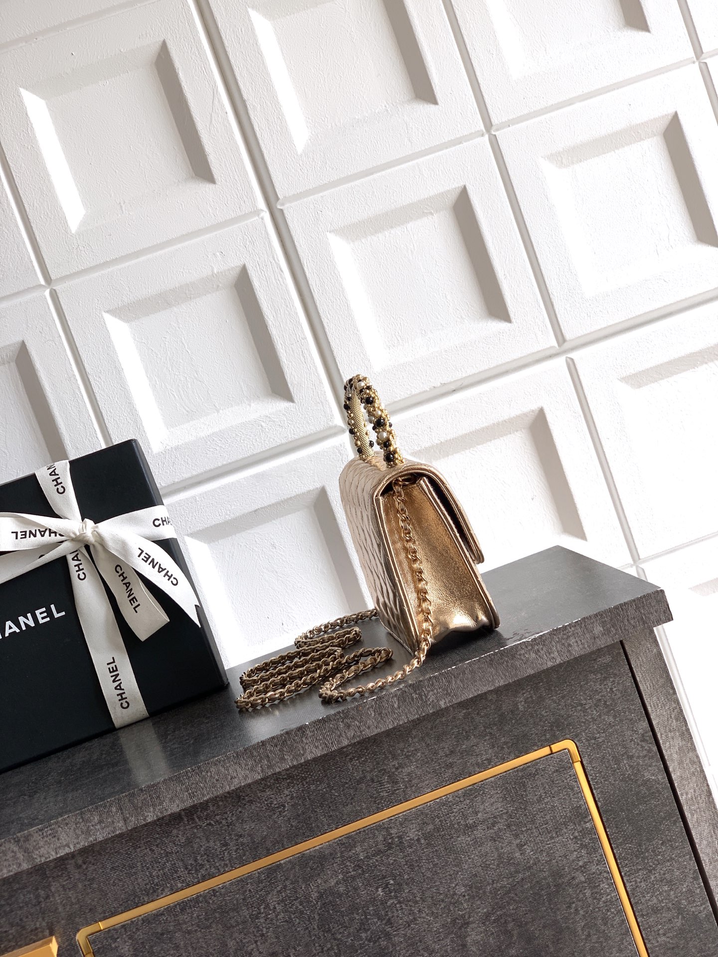 Chanel 샤넬 26C 진주 핸들 트위드 백 (골드) 숄더백 가방 라지