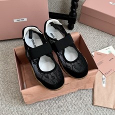 미우미우(Miu Miu) Tyre 스니커즈 신발