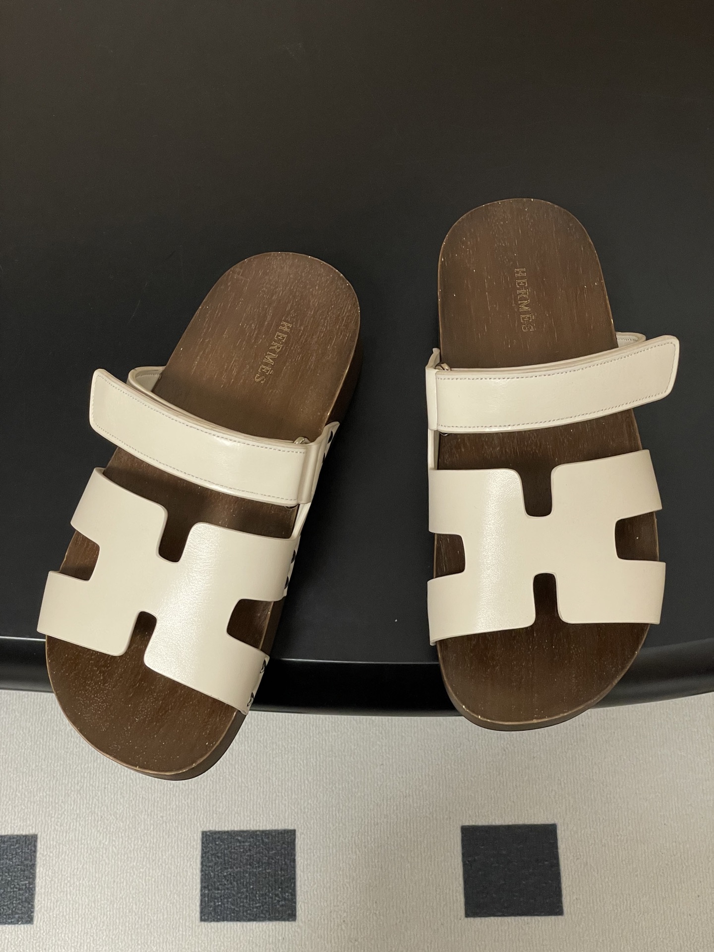 에르메스(HERMES) Chypre 우드솔 슬리퍼 신발