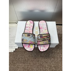 디올(DIOR) 라피아 자수 슬리퍼 샌들 신발