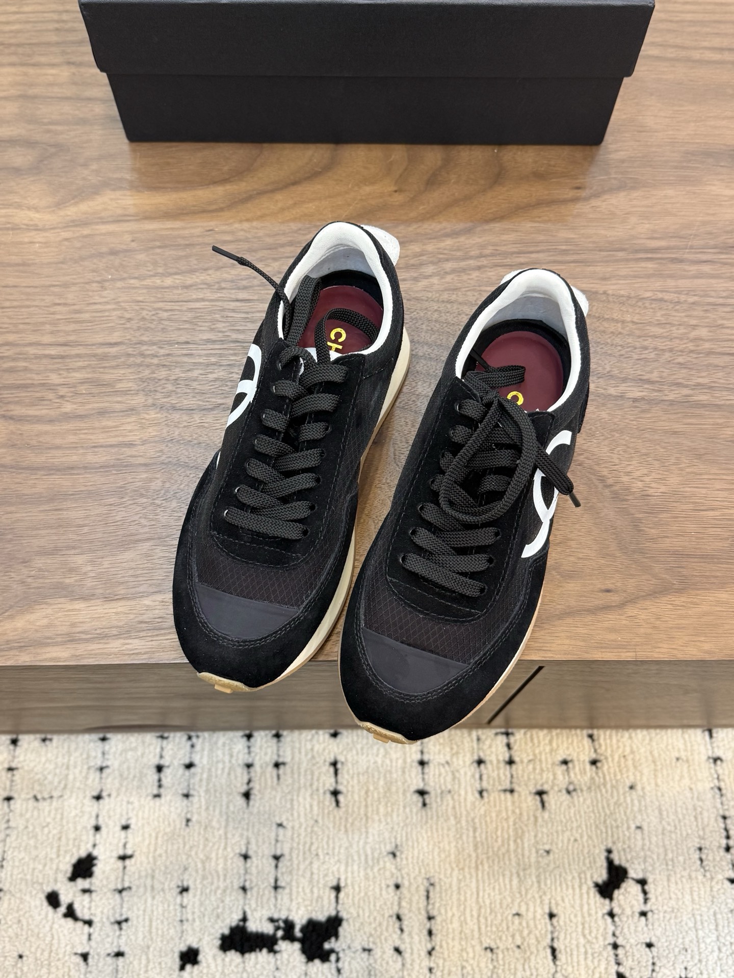 샤넬(CHANEL) 레이스업 플랫폼 로퍼 스니커즈 신발