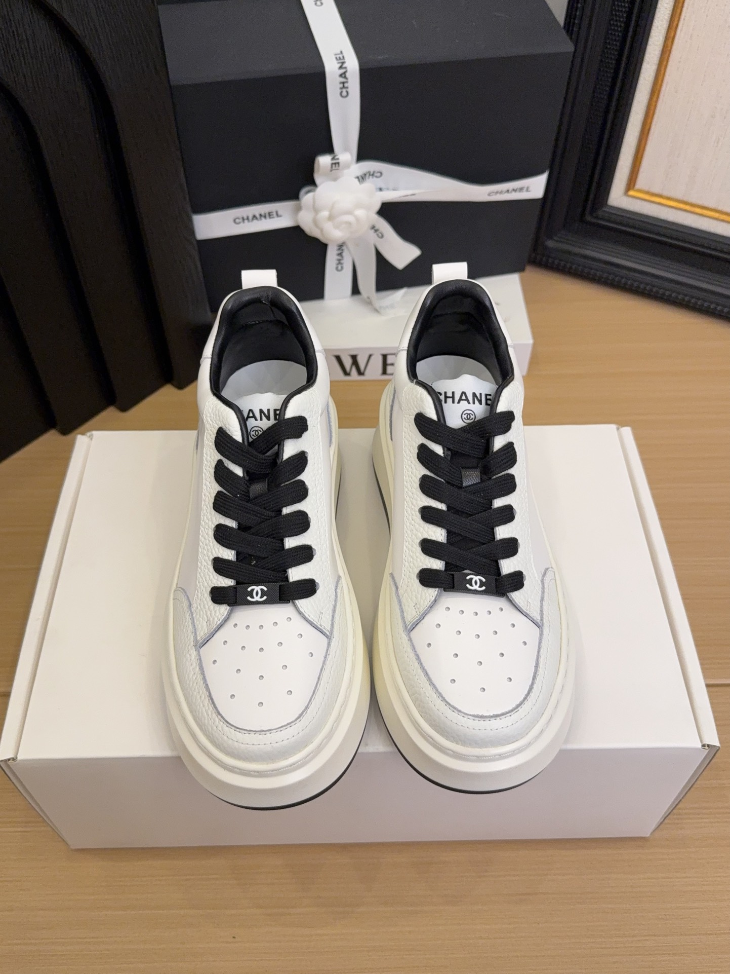 샤넬(CHANEL) 플랫폼 캐주얼 슈즈 신발