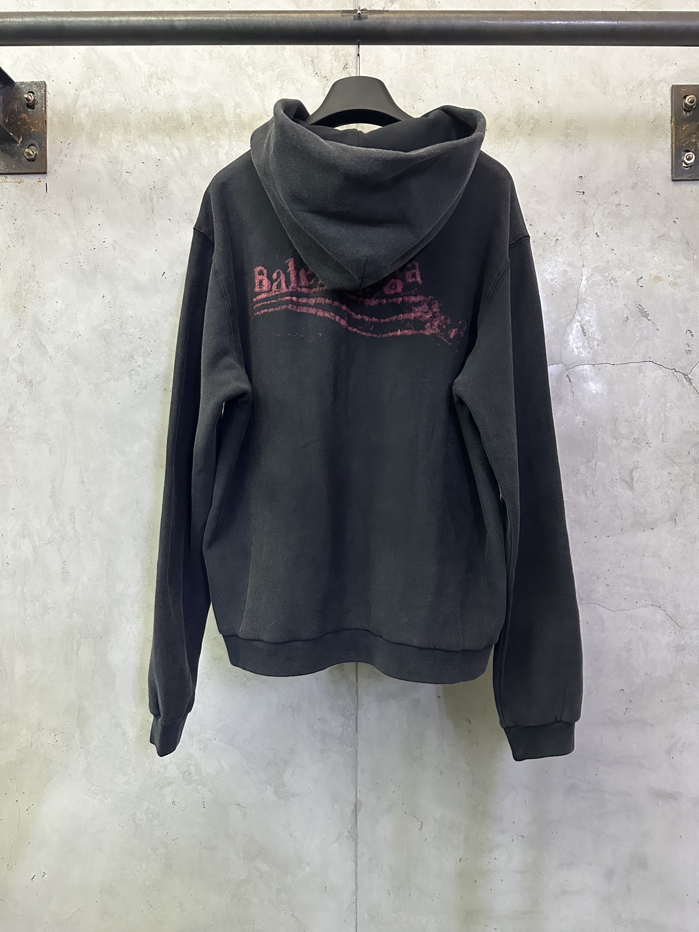 발렌시아가(BALENCIAGA) 그래피티 로고 후드 집업 의류