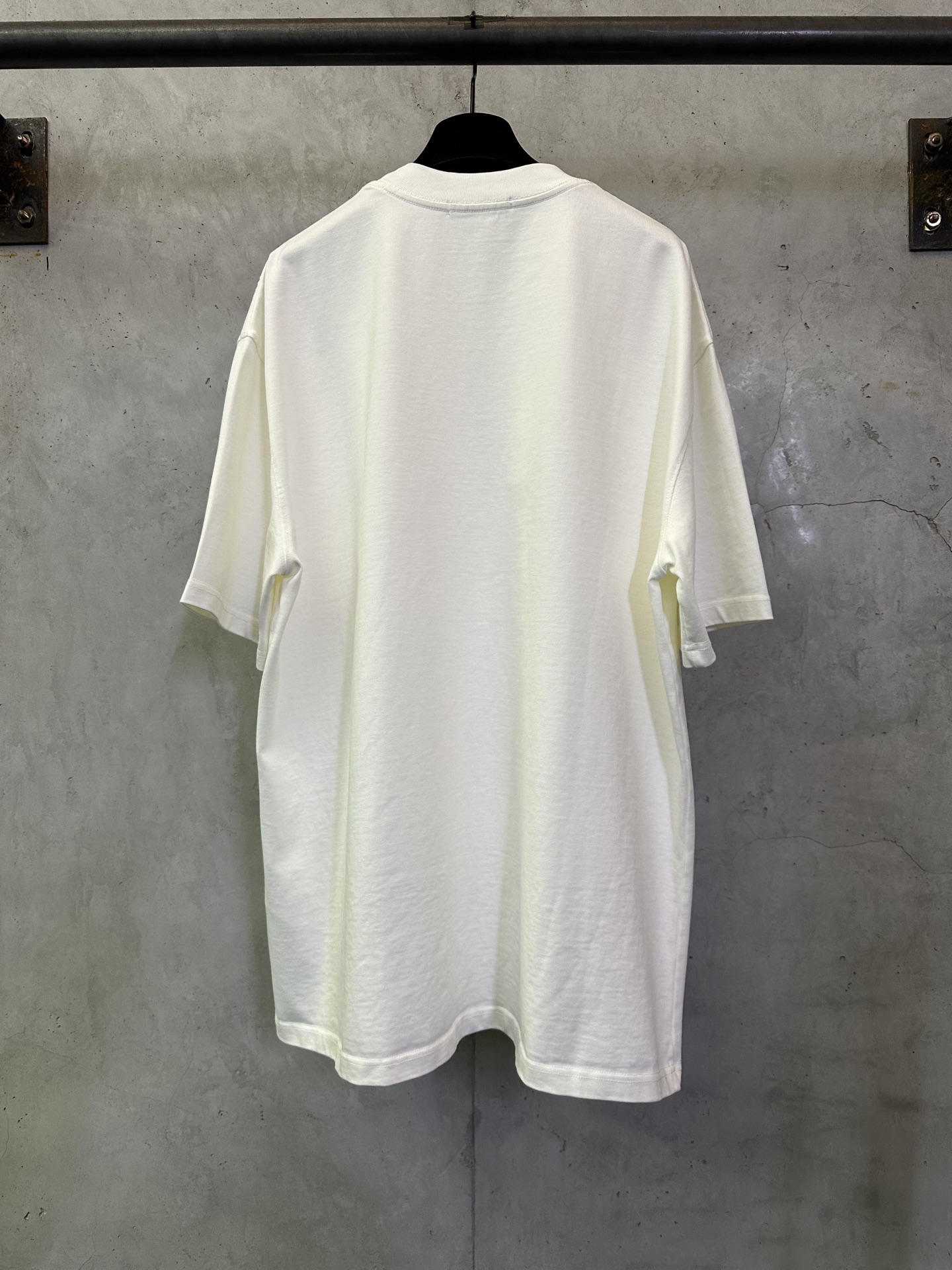 루이비통(LV) 말 프린트 반팔 티셔츠 의류