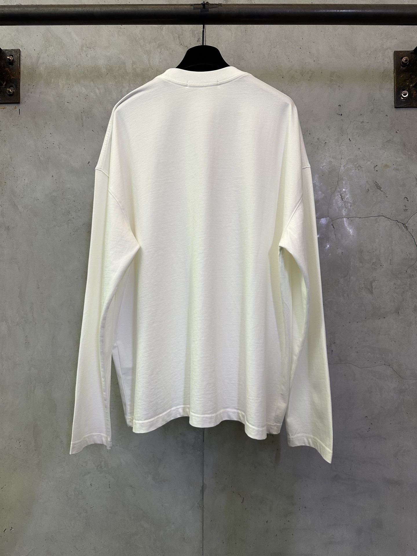 아크네 스튜디오(Acne Studios) 레터링 긴팔 티셔츠 의류