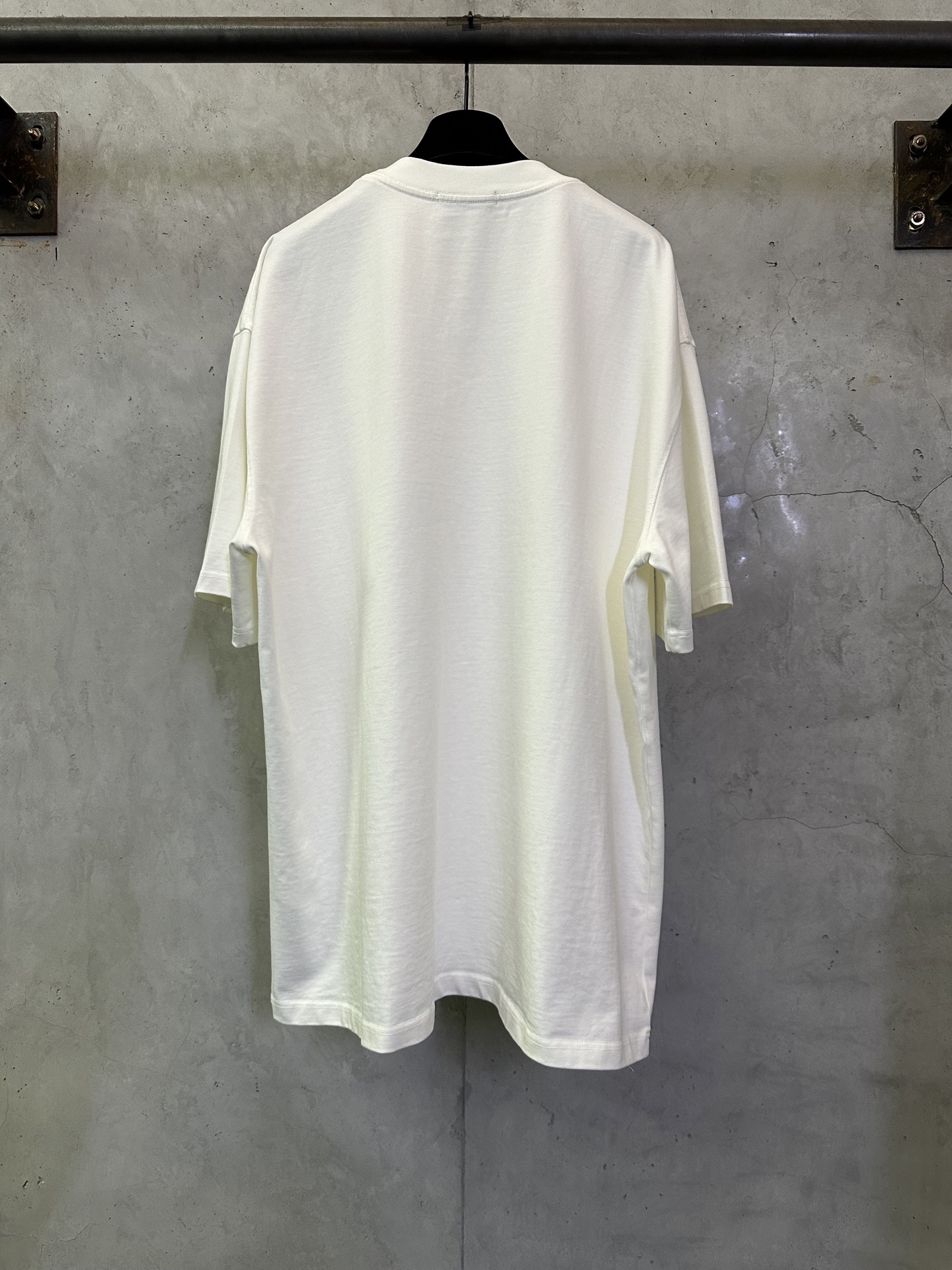 로에베(LOEWE) 런웨이 반팔 티셔츠 의류