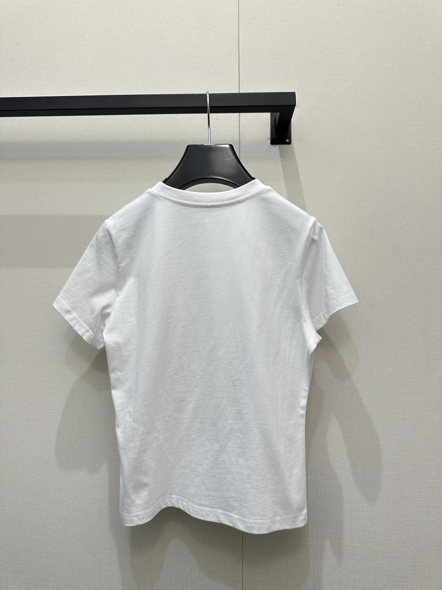 알렉산더 왕(Alexander Wang) 로고 엠보 반팔 티셔츠 의류