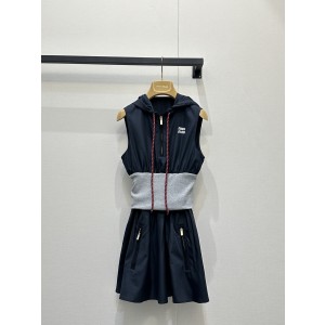 miumiu 미우미우 믹스 배색 후디 슬리브리스 원피스 의류