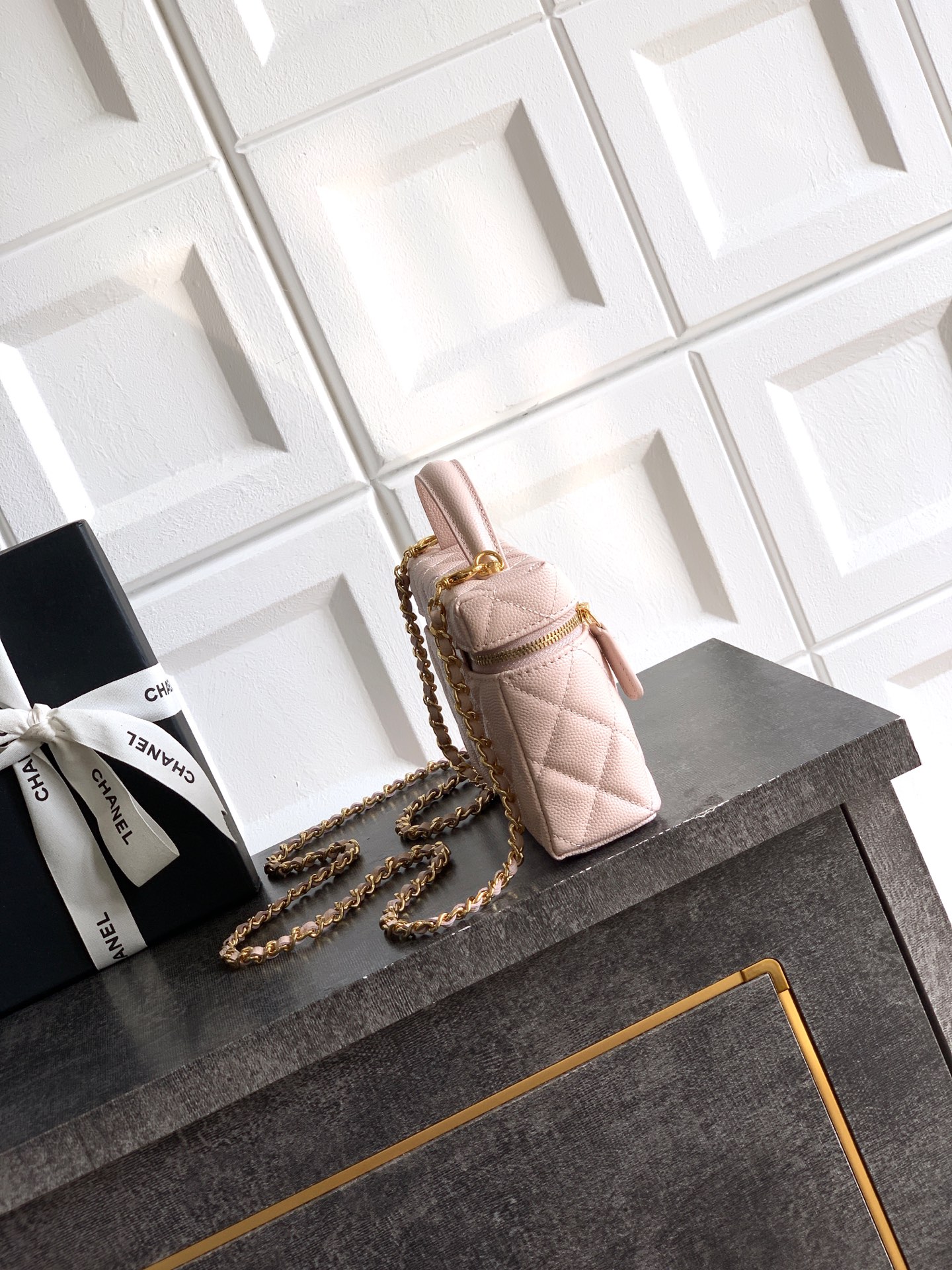 Chanel 샤넬 캐비어 '도시락' LP백 (핑크) 가방