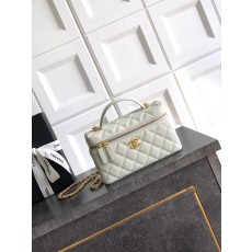 Chanel 샤넬 26C 카프스킨 '도시락' LP백 (라이트 그레이) 가방