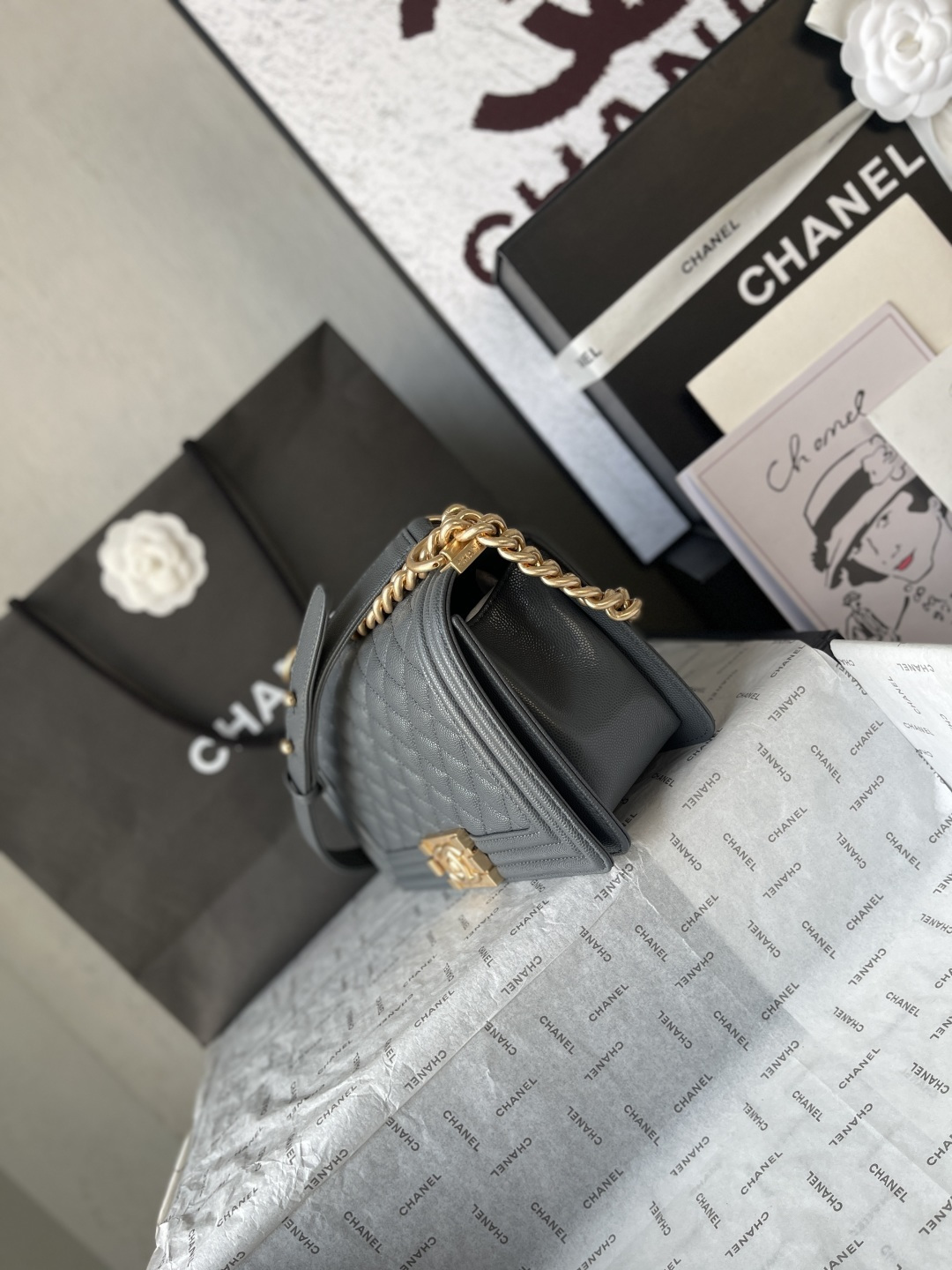 Chanel 샤넬 Classic Le Boy 캐비어 (A67086) 숄더백 가방