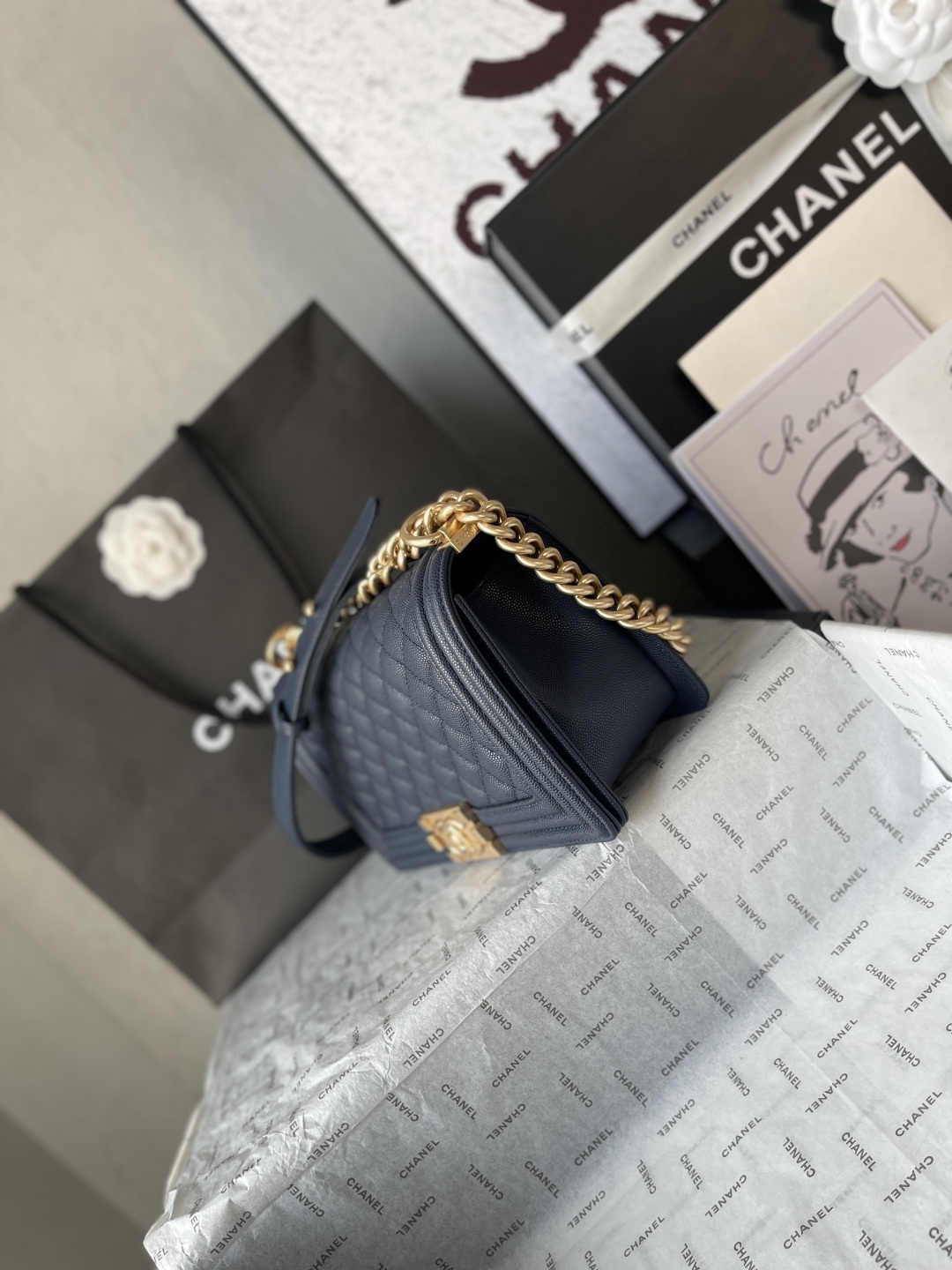 Chanel 샤넬 Classic Le Boy 캐비어 (A67086) 숄더백 가방