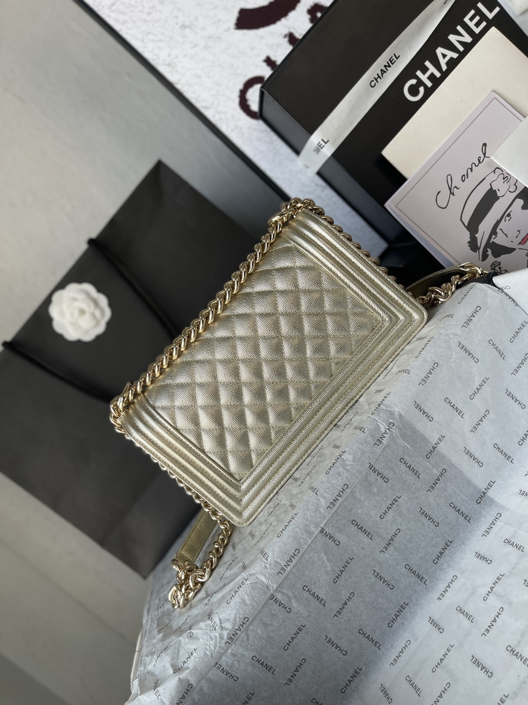 Chanel 샤넬 Classic Le Boy 캐비어 (A67086) 숄더백 가방