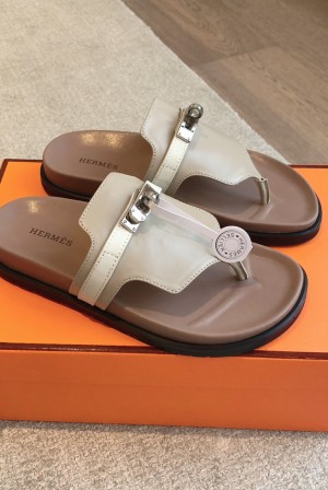 에르메스(HERMES) 스트랩 메탈 쪼리 슬리퍼 신발