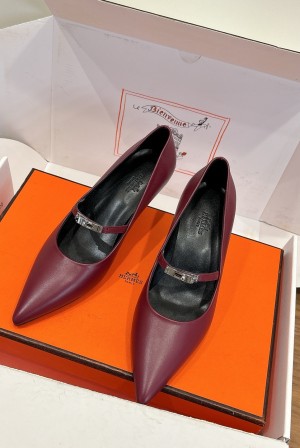 에르메스(HERMES) 켈리 스트랩 펌프스 신발