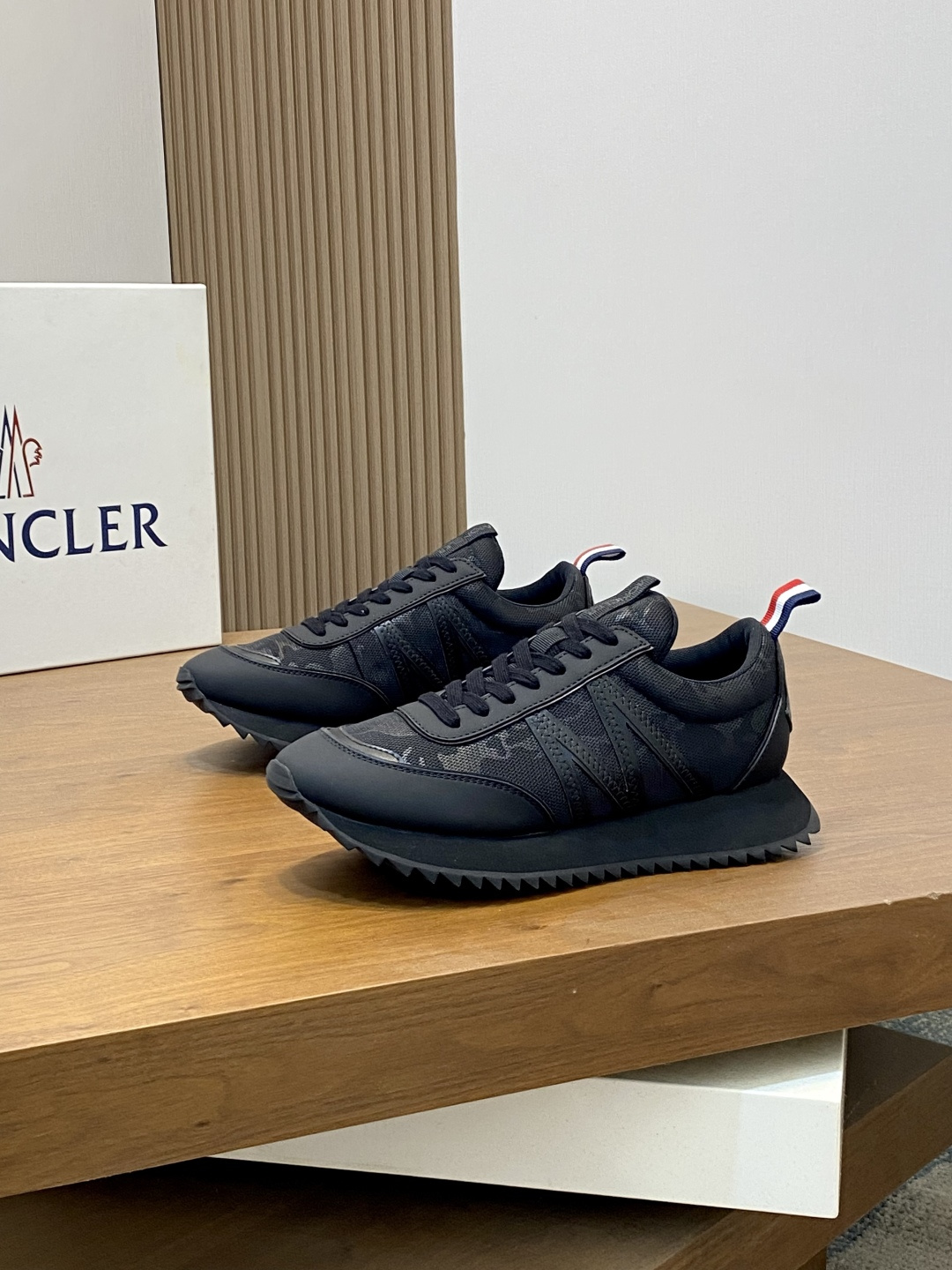 Moncler 몽클레어 몽클레르 테크니컬 믹스 남성 스니커즈 신발