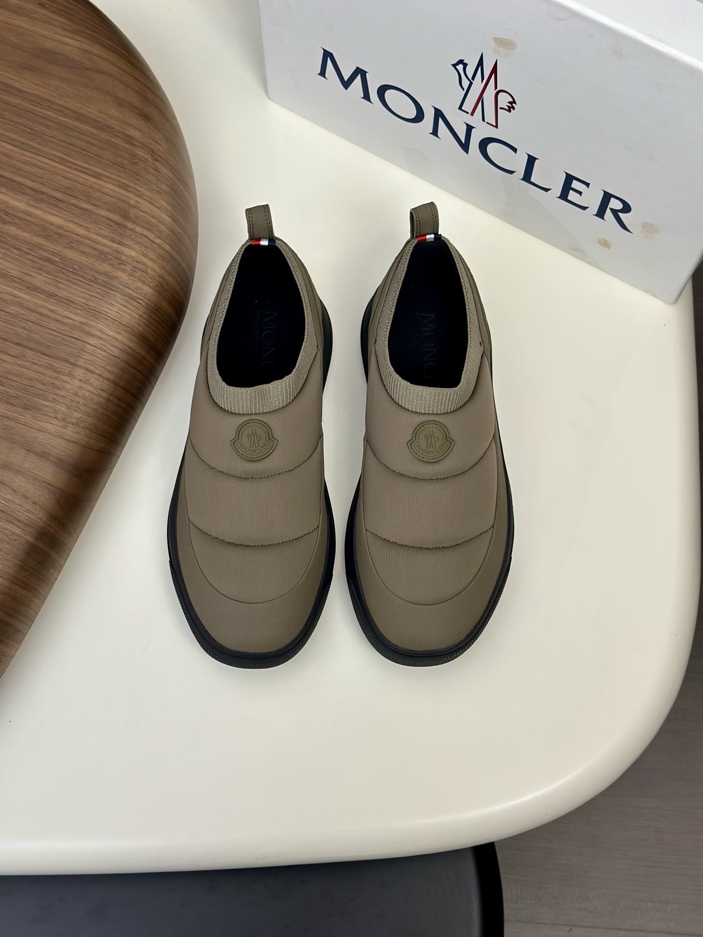 Moncler 몽클레어 몽클레르 테크니컬 믹스 소재 남성 스니커즈 신발