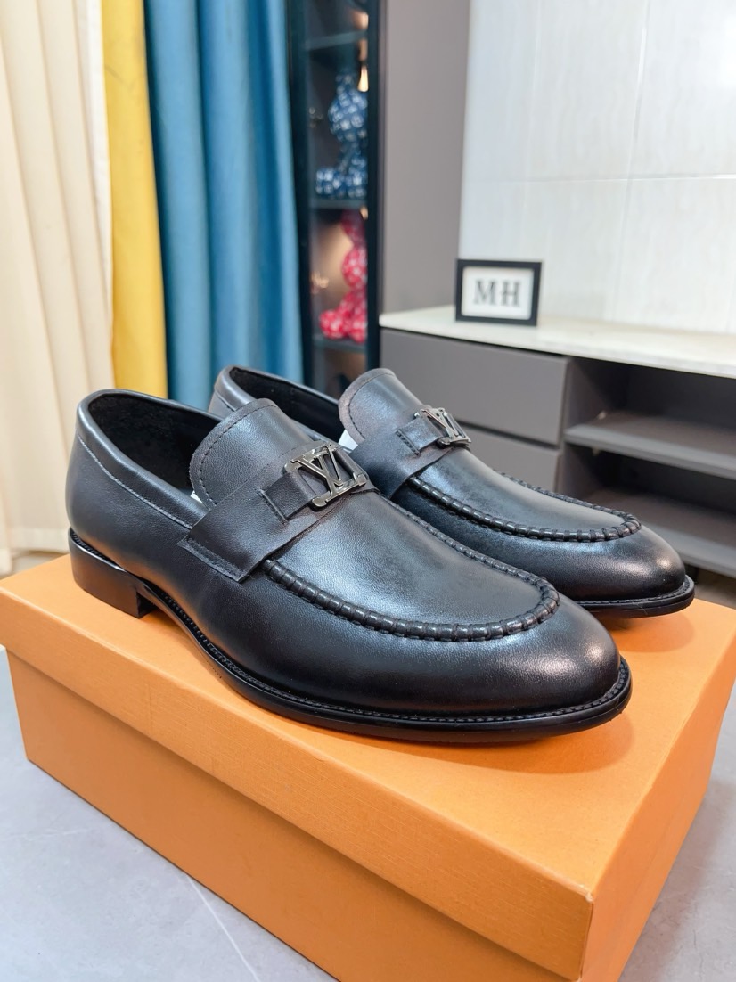 루이비통(LV) 이탈리아 임포트 레더 남성 슈즈 로퍼 구두 신발