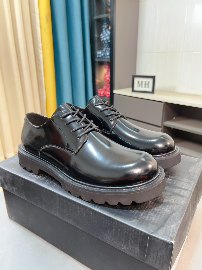 프라다(PRADA) 프리미엄 에어솔 카프스킨 슈즈 구두 신발