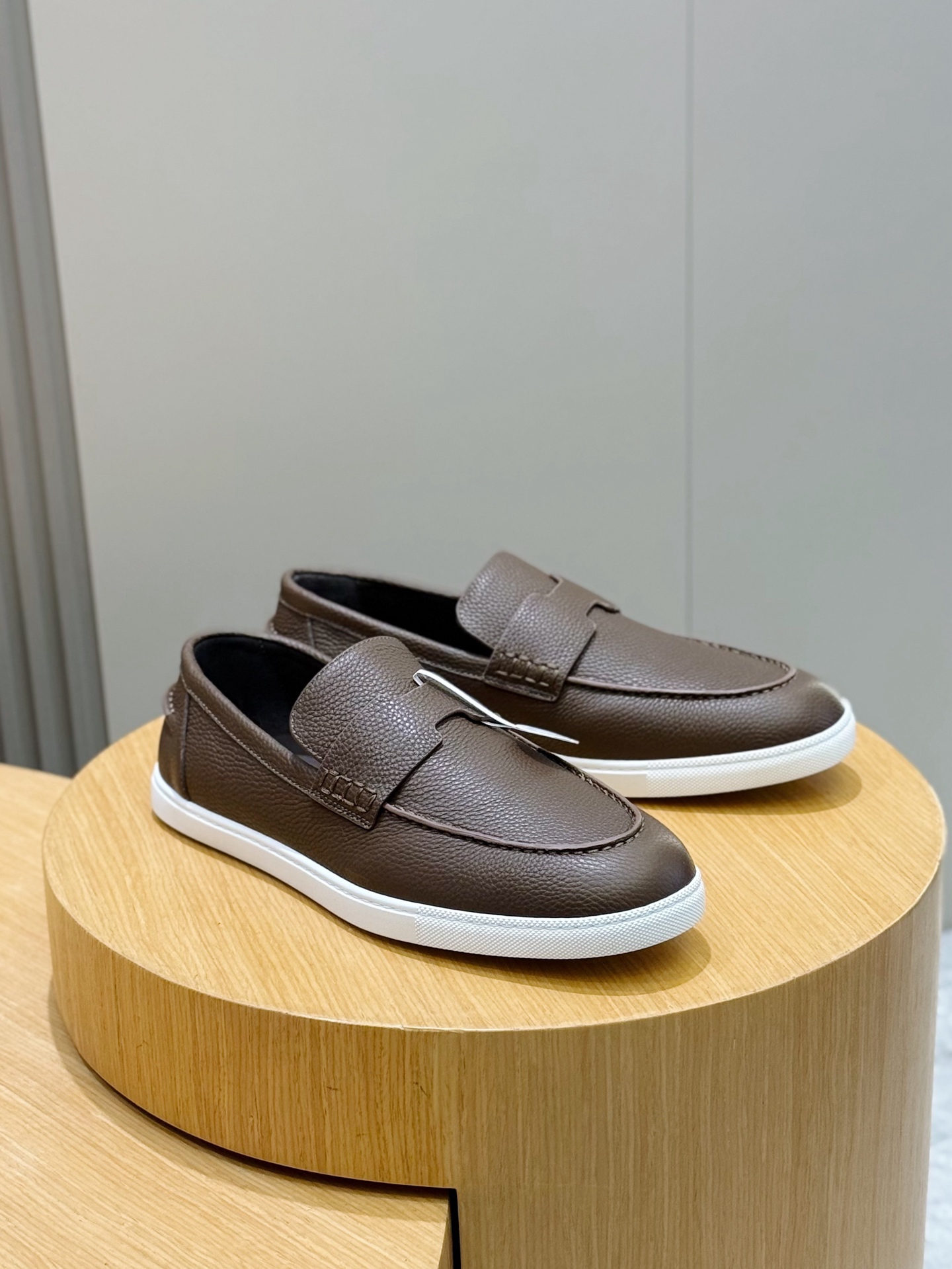 에르메스(Hermes) Freestyle 엡송 카프스킨 로퍼 구두 신발