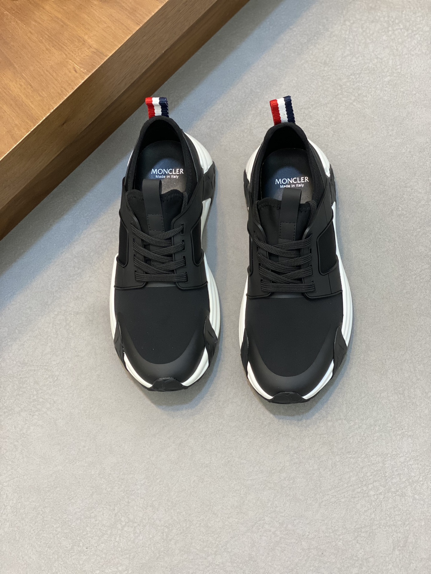 몽클레어 몽클레르(Moncler) 네오프렌 믹스 테크니컬 스니커즈 신발