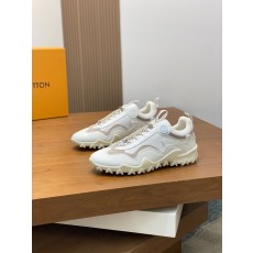 루이비통(LV) Rush 시리즈 테크니컬 스니커즈 신발