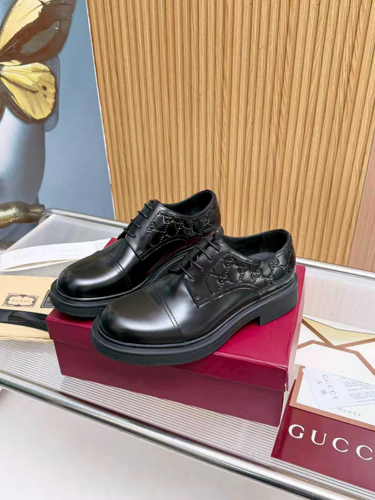 구찌(Gucci) 전면 풀그레인 카프스킨 플랫폼 슈즈 구두 신발