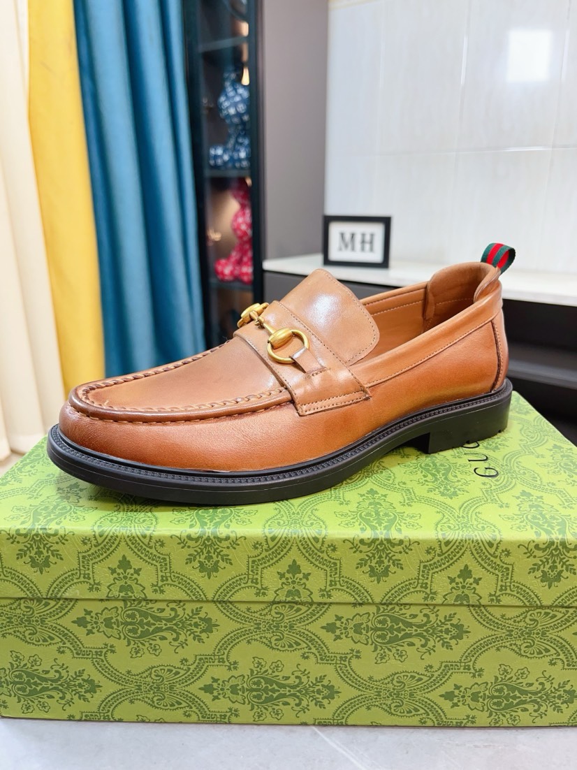 구찌(Gucci) 카프스킨 정장 구두 로퍼 신발