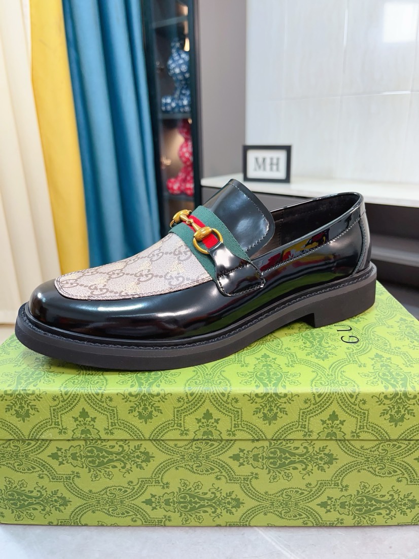 구찌(Gucci) 이탈리아 수입 소가죽 정장 구두 로퍼 신발