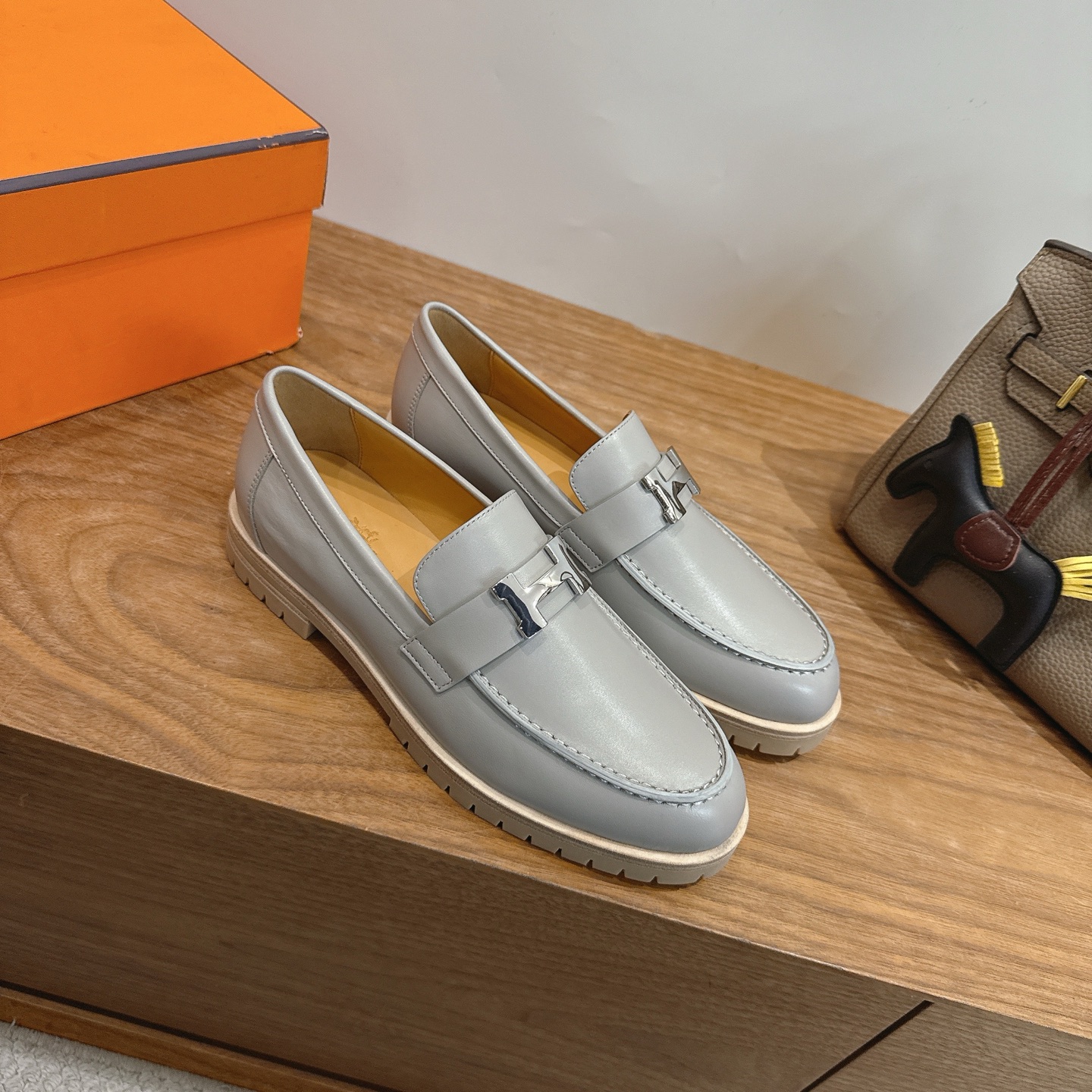 에르메스(HERMES) Eclair 로퍼 신발