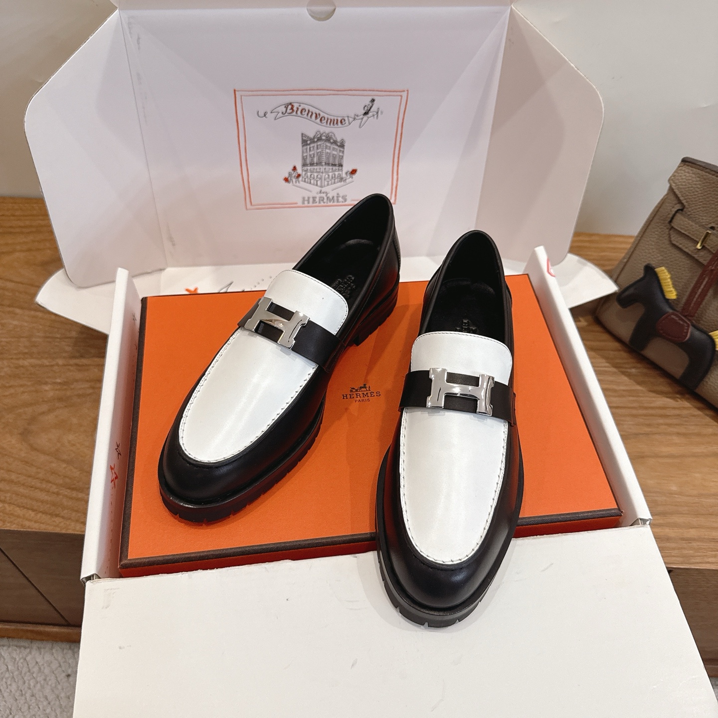 에르메스(HERMES) Eclair 로퍼 신발