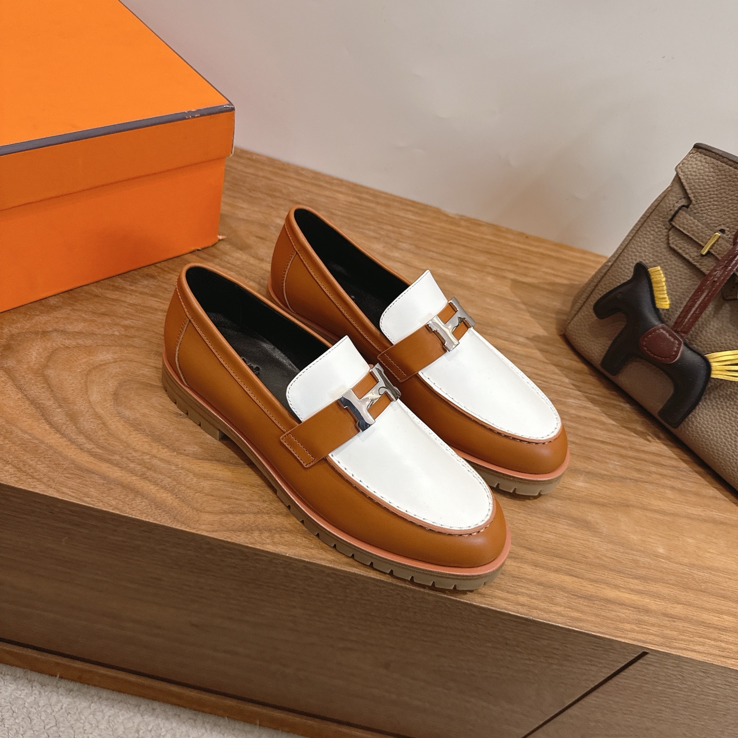 에르메스(HERMES) Eclair 로퍼 신발