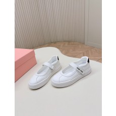 미우미우(Miu Miu) 메리제인 스니커즈 신발