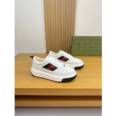 구찌(Gucci) 나파 카프스킨 & 토템 패브릭 스니커즈 신발