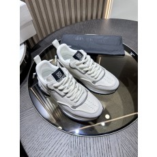 지방시(Givenchy) 스무스 & 펀칭 카프스킨 스니커즈 신발