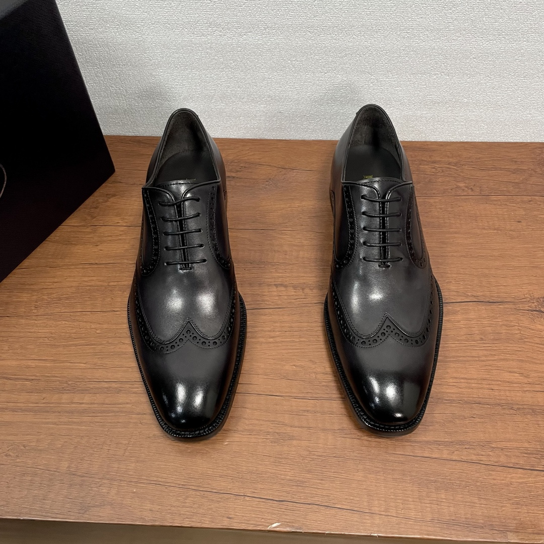 프라다(Prada) 수제 파티나 카프스킨 옥스퍼드 구두 신발