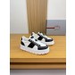 프라다(Prada) 폴리시드 카프스킨 & 캔버스 스니커즈 신발