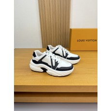 루이비통(LV) 나파 카프스킨 & 모노그램 모듈 스니커즈 신발