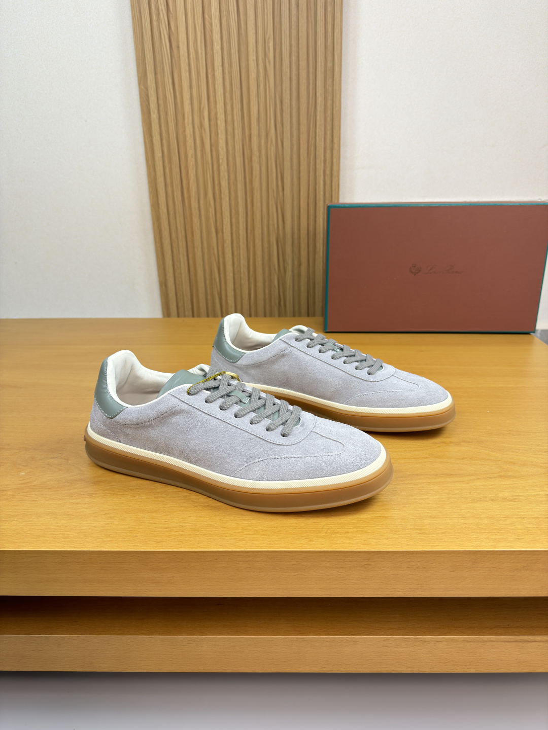 로로 피아나(Loro piana) LP 나파 & 스웨이드 하이브리드 스니커즈 신발